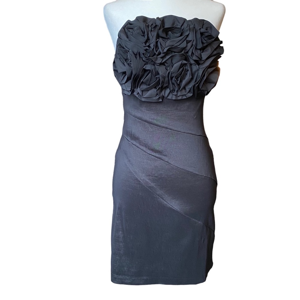 NWOT Romeo & Juliet Couture LBD. Black cocktail minidress. Size Medium.
